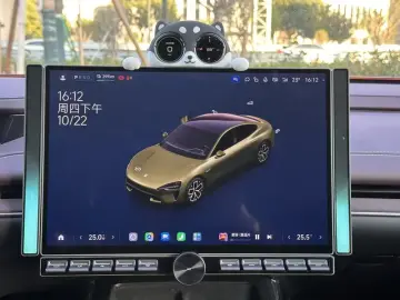 2024 Xiaomi SU7 с пробегом 27 000 км