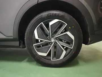 2026 Changan Deepal S07 с пробегом 700 км
