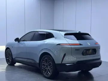 2026 Avatr 07 с пробегом 14 000 км