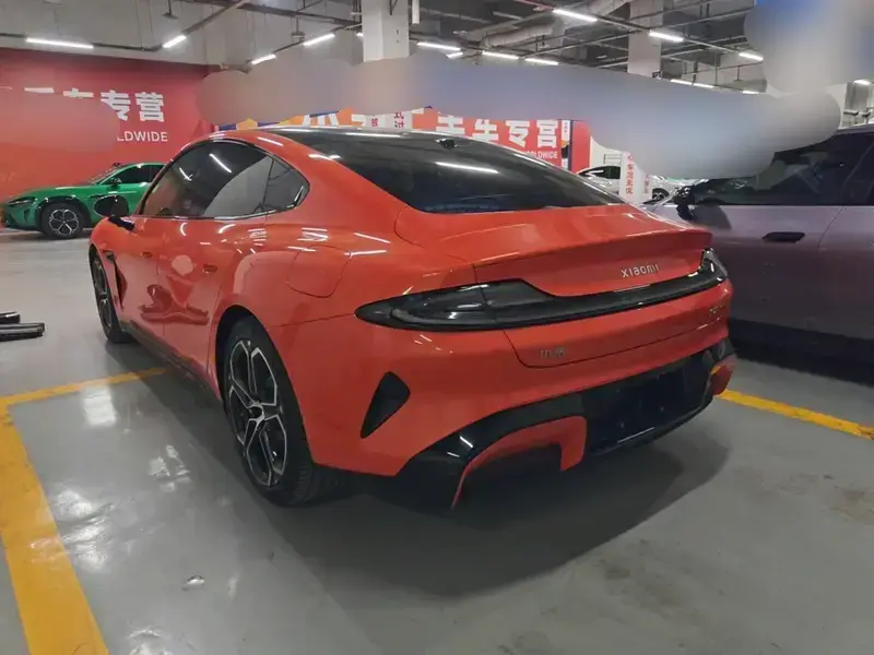 2024 Xiaomi SU7 с пробегом 16 000 км