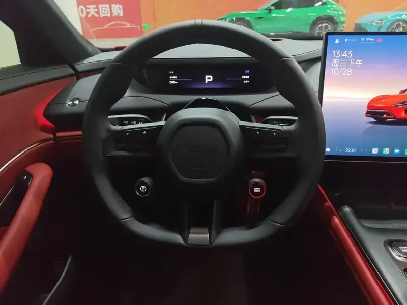 2024 Xiaomi SU7 с пробегом 16 000 км
