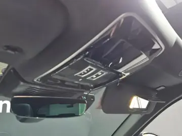 2023 Land Rover Range Rover Velar с пробегом 40 171 км