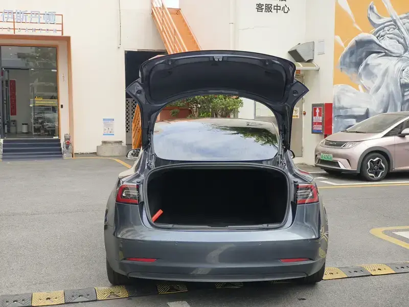 2019 Tesla Model 3 с пробегом 133 000 км