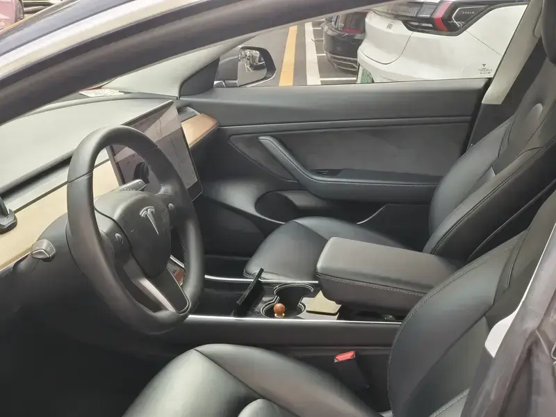 2019 Tesla Model 3 с пробегом 133 000 км