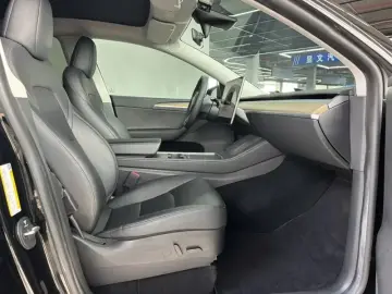 2022 Tesla Model Y с пробегом 70 000 км