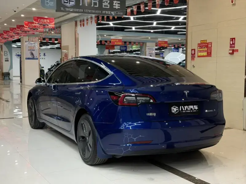 2019 Tesla Model 3 с пробегом 150 000 км
