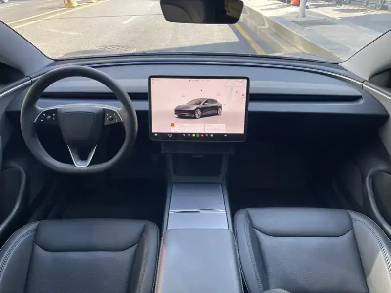 2023 Tesla Model 3 с пробегом 58 000 км