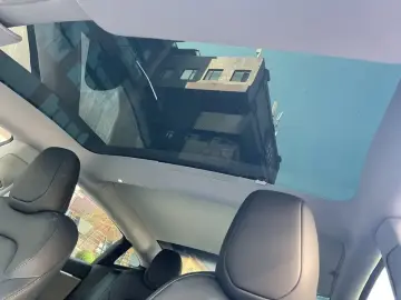 2023 Tesla Model 3 с пробегом 58 000 км