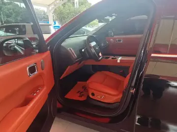 2024 Li Auto (Lixiang) L6 с пробегом 60 000 км