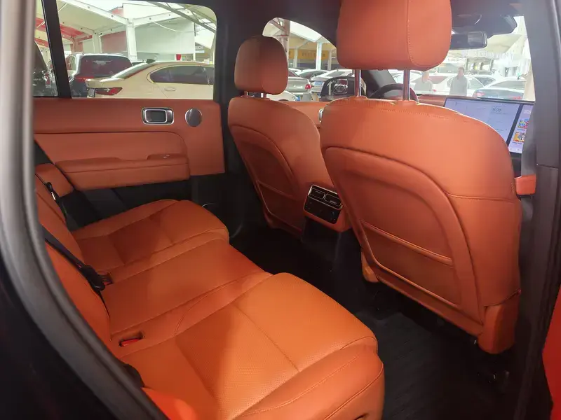 2024 Li Auto (Lixiang) L6 с пробегом 60 000 км