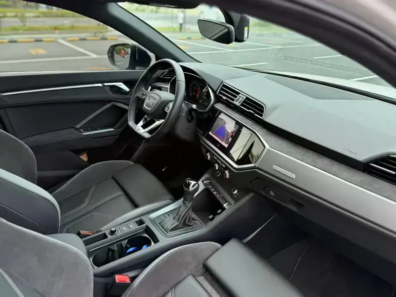 2022 Audi Q3 Sportback с пробегом 7 000 км