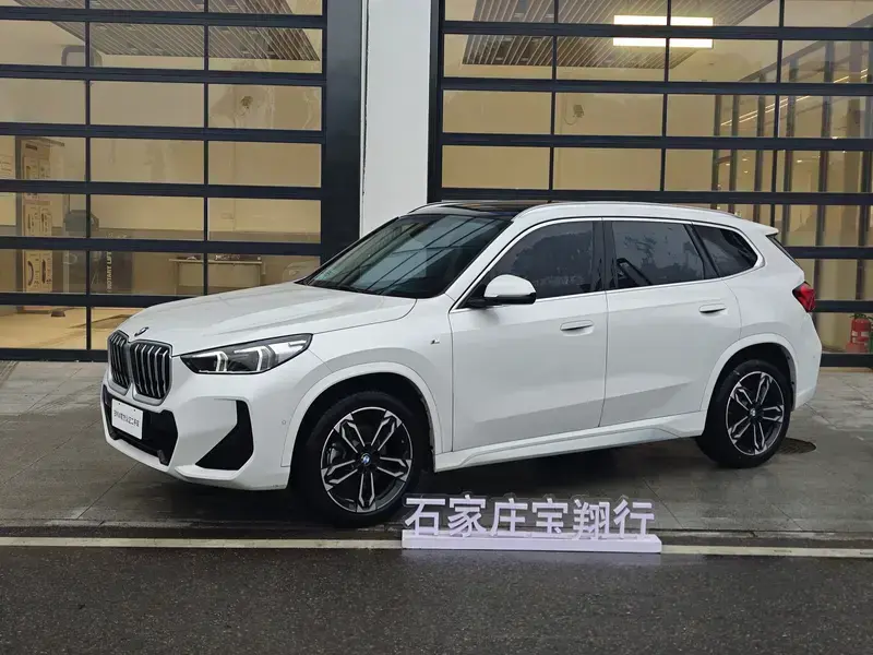 2024 BMW X1 с пробегом 24 000 км