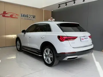 2021 Audi Q3 с пробегом 21 000 км