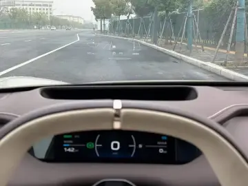 2026 Xiaomi SU7 с пробегом 16 000 км
