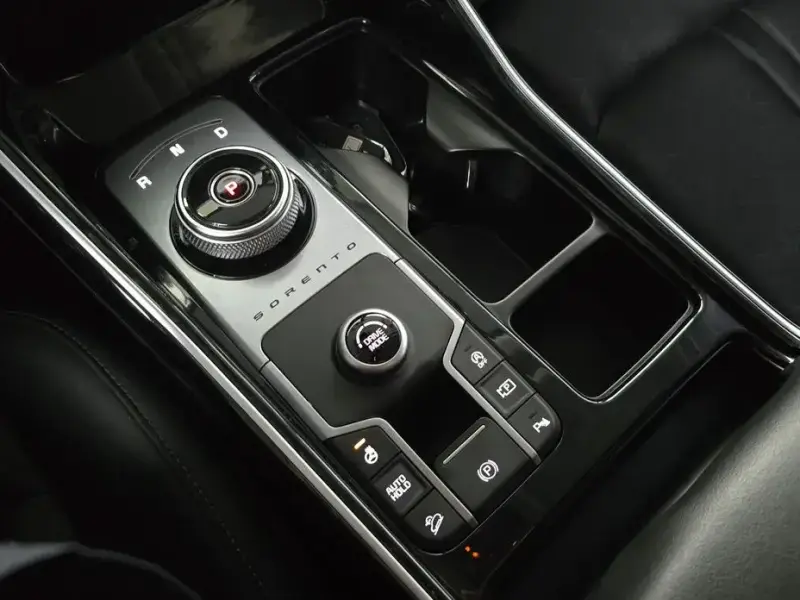 2022 Kia Sorento с пробегом 61 915 км