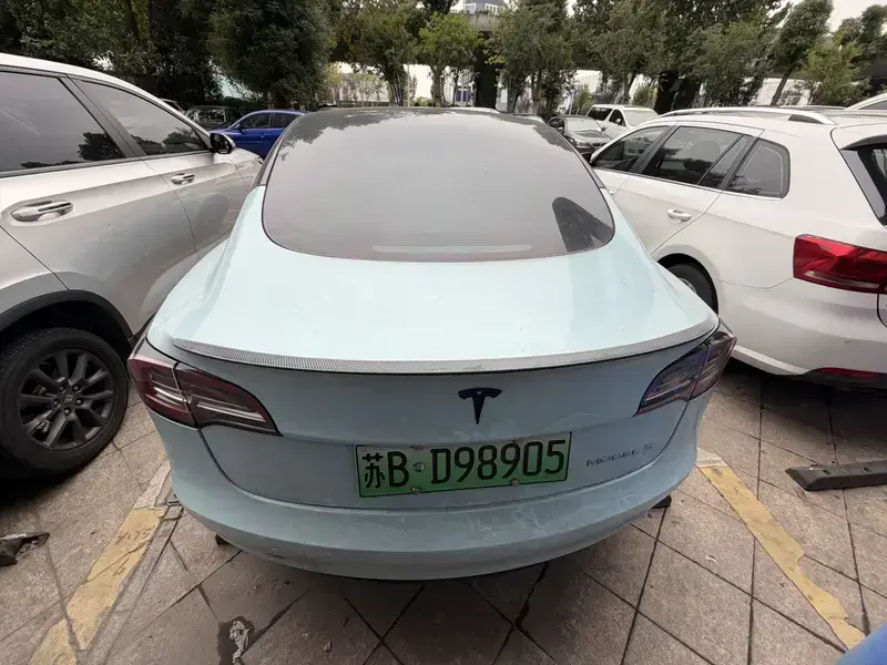 2022 Tesla Model 3 с пробегом 78 000 км