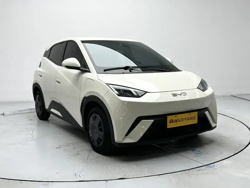 2025 BYD Seagull с пробегом 12 100 км