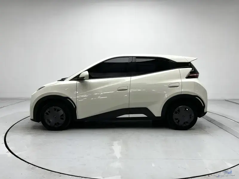 2025 BYD Seagull с пробегом 12 100 км