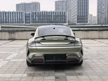 2024 Xiaomi SU7 с пробегом 50 000 км
