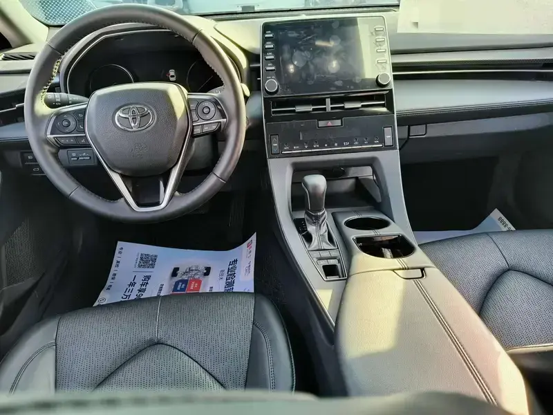 2019 Toyota Avalon с пробегом 65 000 км
