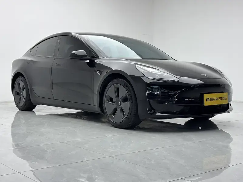 2021 Tesla Model 3 с пробегом 97 800 км