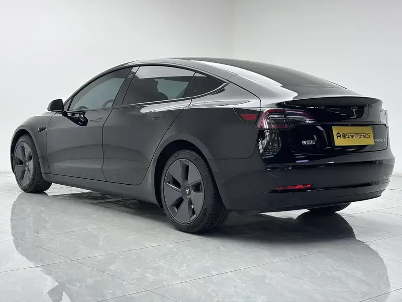 2021 Tesla Model 3 с пробегом 97 800 км