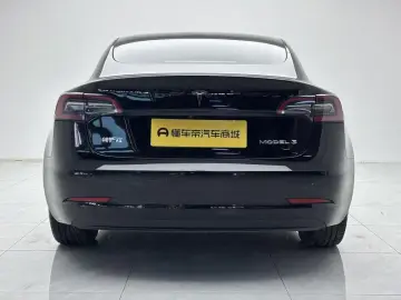2021 Tesla Model 3 с пробегом 97 800 км