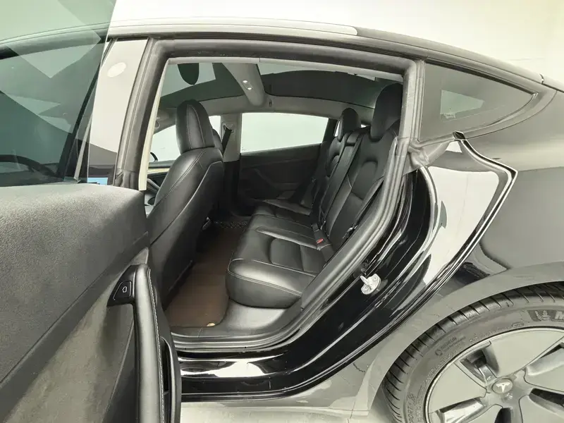 2021 Tesla Model 3 с пробегом 97 800 км