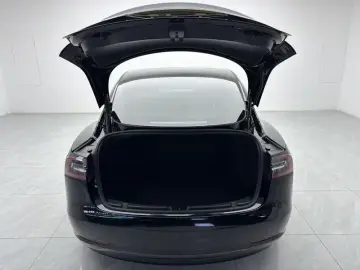 2021 Tesla Model 3 с пробегом 97 800 км