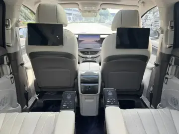 2022 Denza D9 с пробегом 54 200 км