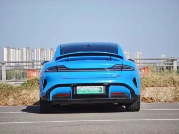 2026 Xiaomi SU7 с пробегом 4 500 км