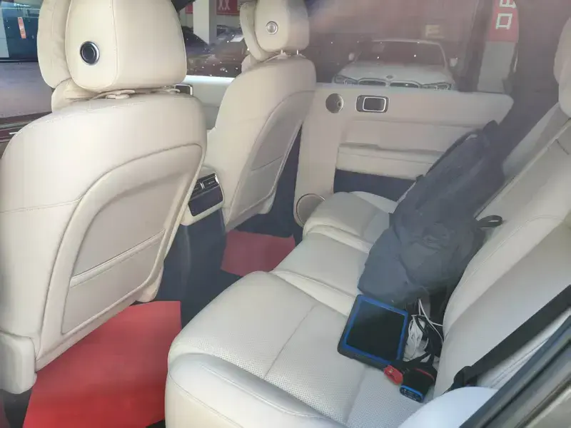 2024 Li Auto (Lixiang) L6 с пробегом 33 000 км