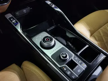 2023 Kia Sorento с пробегом 31 395 км