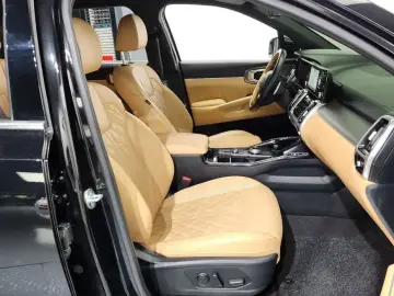 2023 Kia Sorento с пробегом 31 395 км