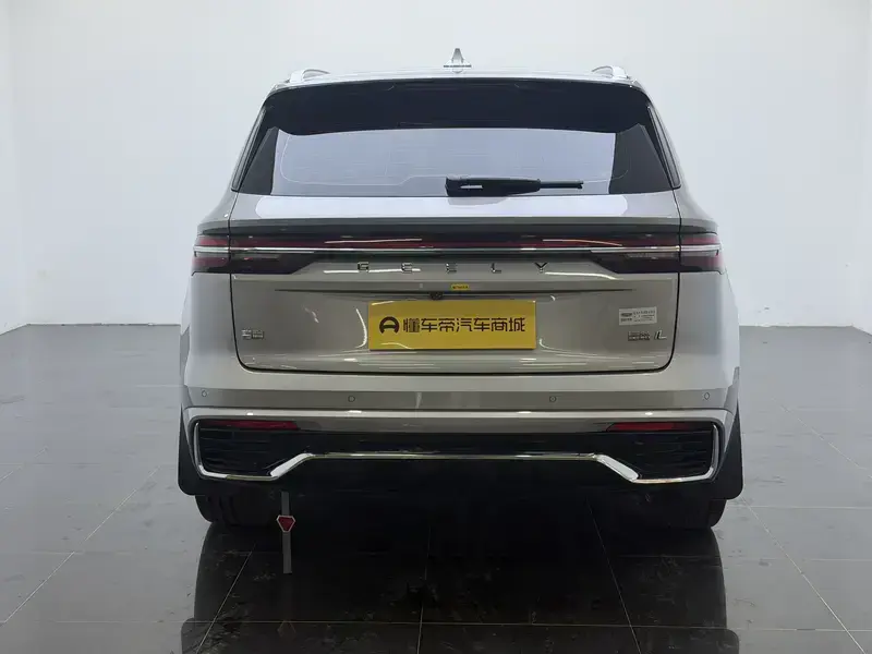 2024 Geely Monjaro с пробегом 11 400 км