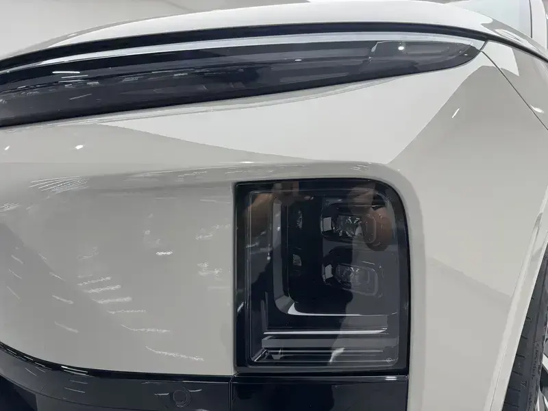 2024 Li Auto (Lixiang) L6 с пробегом 70 000 км