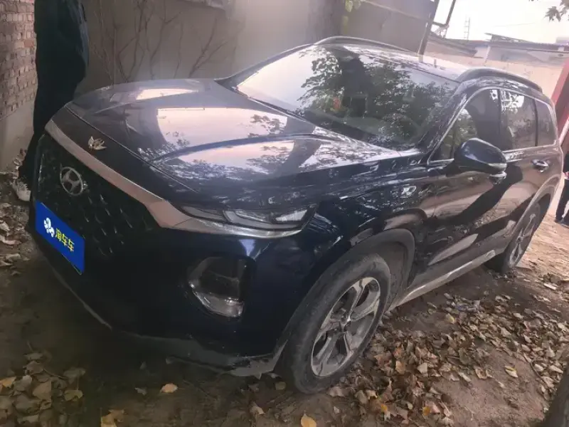 2019 Hyundai Santa Fe с пробегом 70 000 км