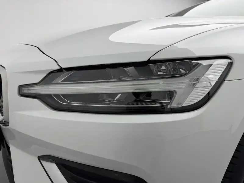 2024 Volvo S60 с пробегом 15 000 км