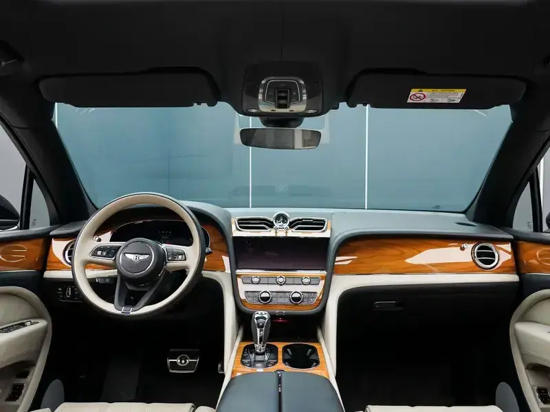2024 Bentley Bentayga с пробегом 54 000 км