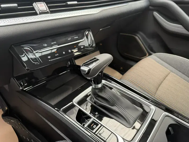 2025 Bestune B70 с пробегом 7 700 км