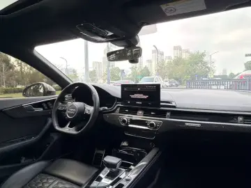 2021 Audi RS 5 с пробегом 65 000 км