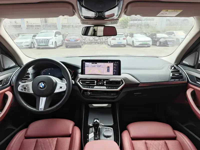 2023 BMW X3 с пробегом 14 000 км