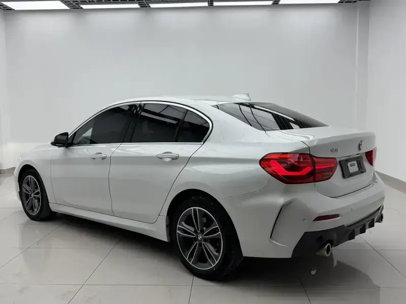 2023 BMW 1 серии с пробегом 34 000 км