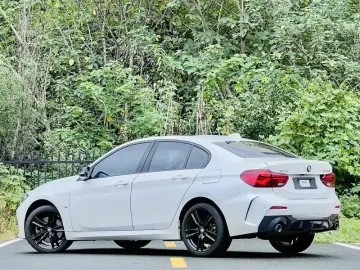 2023 BMW 1 серии с пробегом 75 000 км