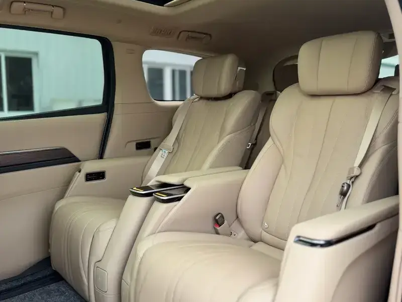 2025 Buick Century с пробегом 6 000 км