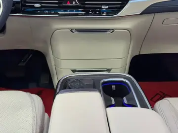 2025 Buick Century с пробегом 12 800 км