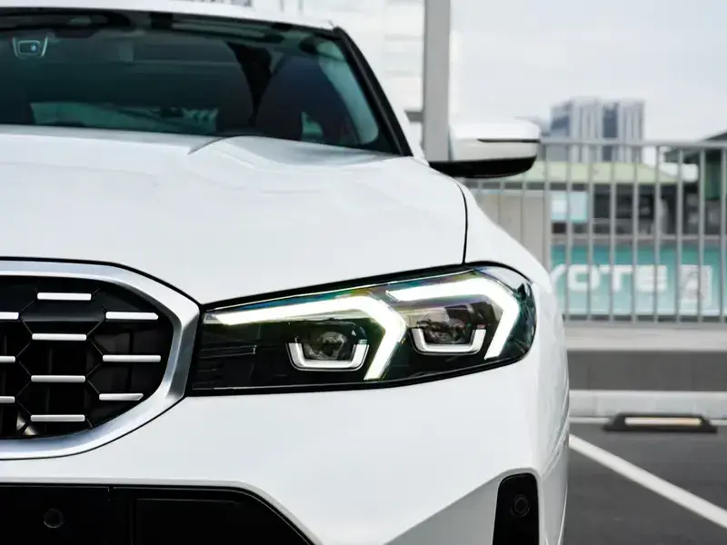 2023 BMW 3 серии с пробегом 44 000 км