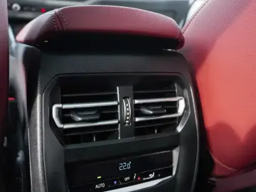 2023 BMW 3 серии с пробегом 44 000 км