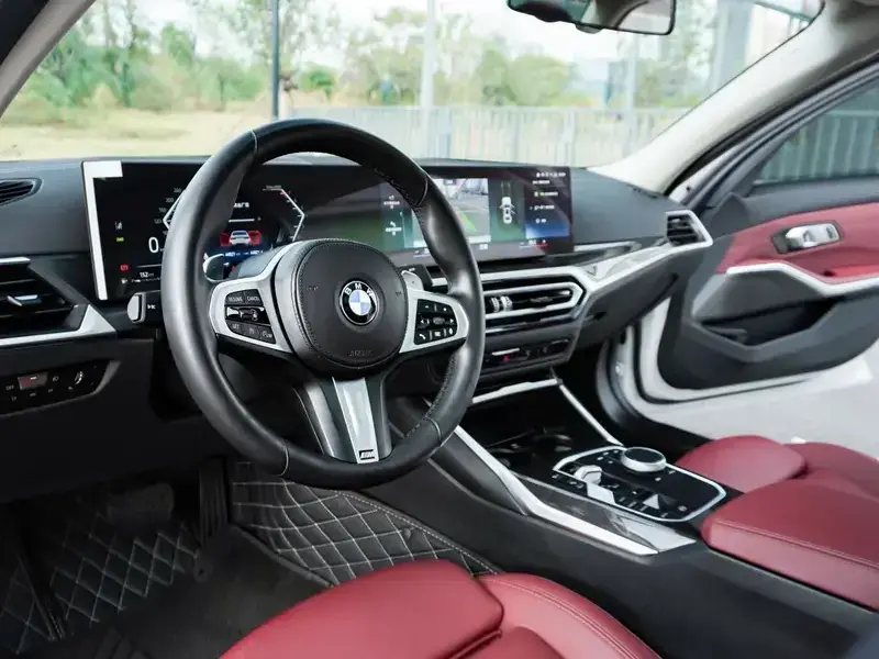 2023 BMW 3 серии с пробегом 44 000 км
