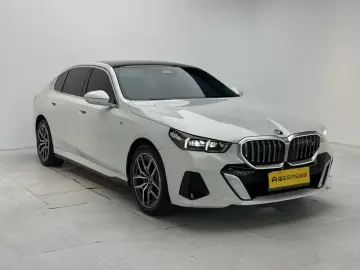 2024 BMW i5 с пробегом 47 500 км